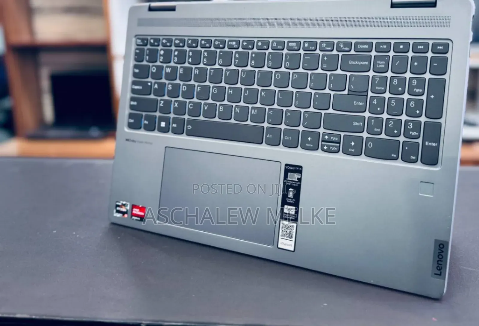 New Laptop Lenovo Yoga 7i 8GB AMD Ryzen 5 SSD 512GB