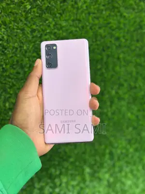 Photo - Samsung Galaxy S20 FE 128 GB