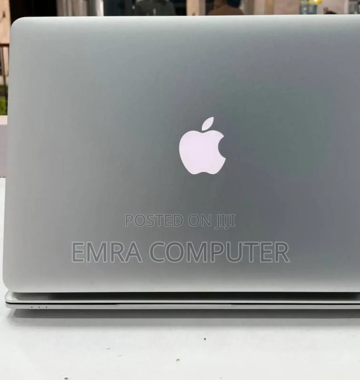 New Laptop Apple MacBook Air 2017 8GB Intel Core I7 SSD 256GB