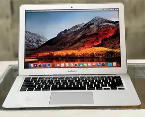 New Laptop Apple MacBook Air 2017 8GB Intel Core I7 SSD 256GB