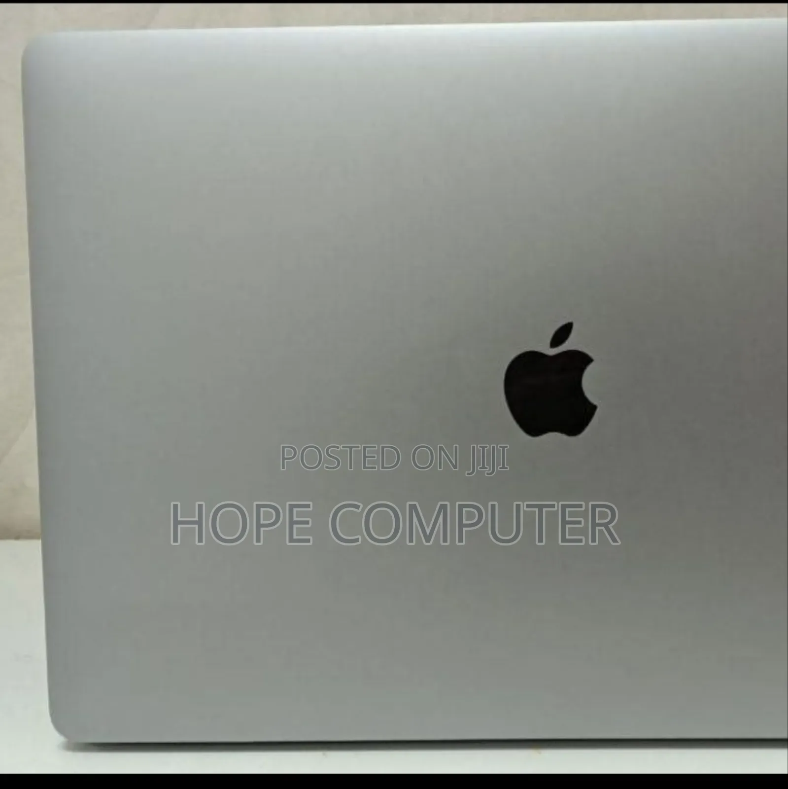 New Laptop Apple MacBook Pro 2017 16GB Intel Core I7 SSD 512GB