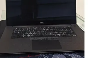 New Laptop Dell XPS 15 16GB Intel Core I7 SSD 512GB