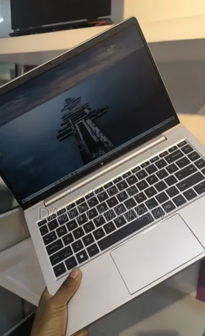 New Laptop HP 16GB AMD Ryzen 5 SSD 512GB