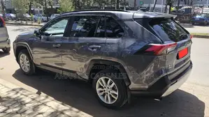 Toyota RAV4 2019 Gray