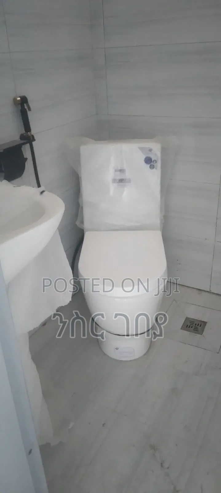 Furnished 2bdrm Condo in Ayat 49, 40/60, Yeka for sale