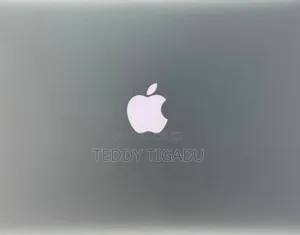 Photo - New Laptop Apple MacBook Pro 2017 8GB Intel Core I7 SSD 256GB