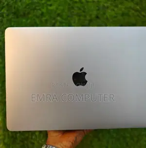 New Laptop Apple MacBook Pro M1 8GB Apple M1 Pro SSD 256GB
