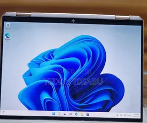 New Laptop HP Spectre X360 16GB Intel Core I7 SSD 512GB