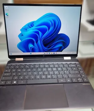 New Laptop HP Spectre X360 16GB Intel Core I7 SSD 512GB