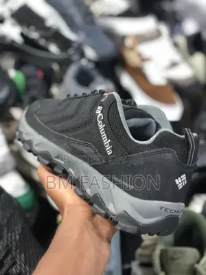 Columbia Outdoor Waterproof Black Omni-Grip