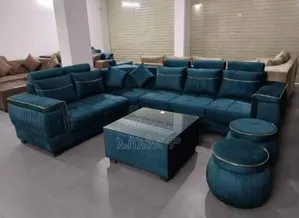 New York Sofa Design With Table