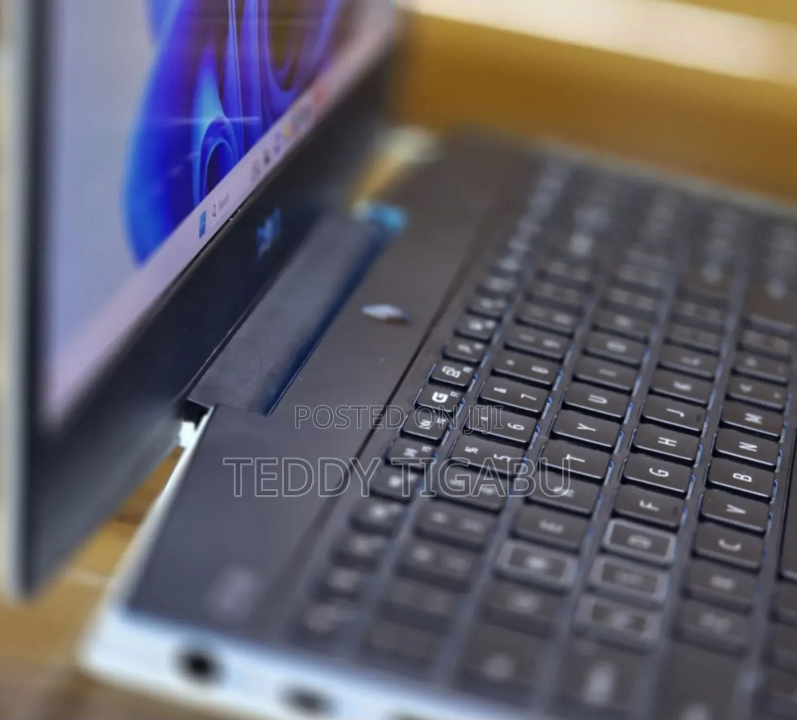 New Laptop Dell 16GB Intel Core I5 SSD 512GB