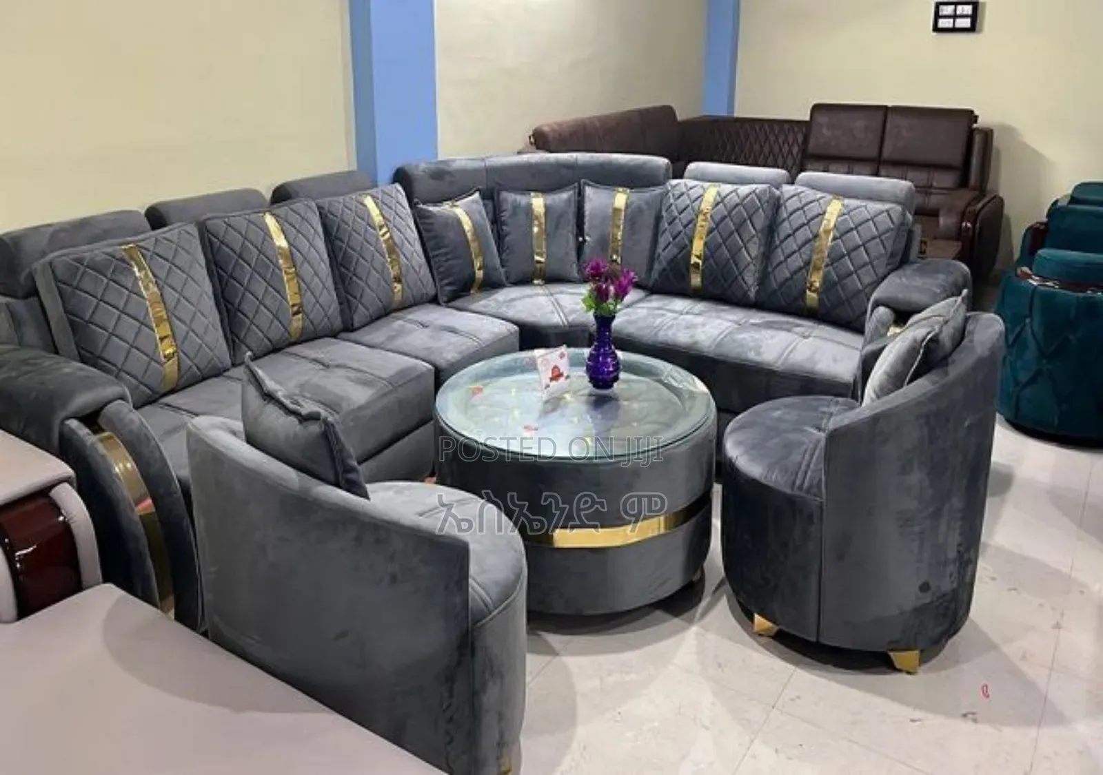 New Modern Sofa Design With Table