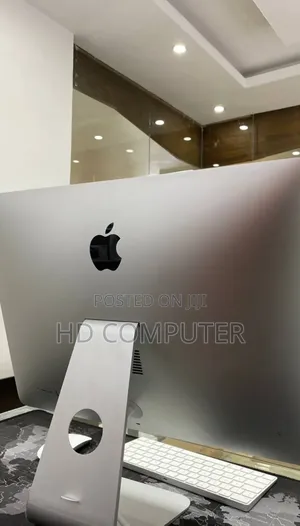 New Laptop Apple MacBook Pro 2019 8GB Intel Core I5 SSD 256GB