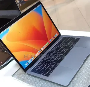 Photo - New Laptop Apple MacBook Pro 16GB Intel Core I5 SSD 512GB