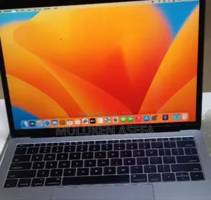 New Laptop Apple MacBook Pro 16GB Intel Core I5 SSD 512GB