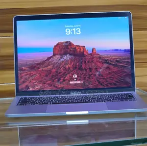 Photo - New Laptop Apple MacBook Pro 2022 M2 8GB Intel Core M2 SSD 256GB