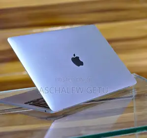 New Laptop Apple MacBook Pro 2022 M2 8GB Intel Core M2 SSD 256GB