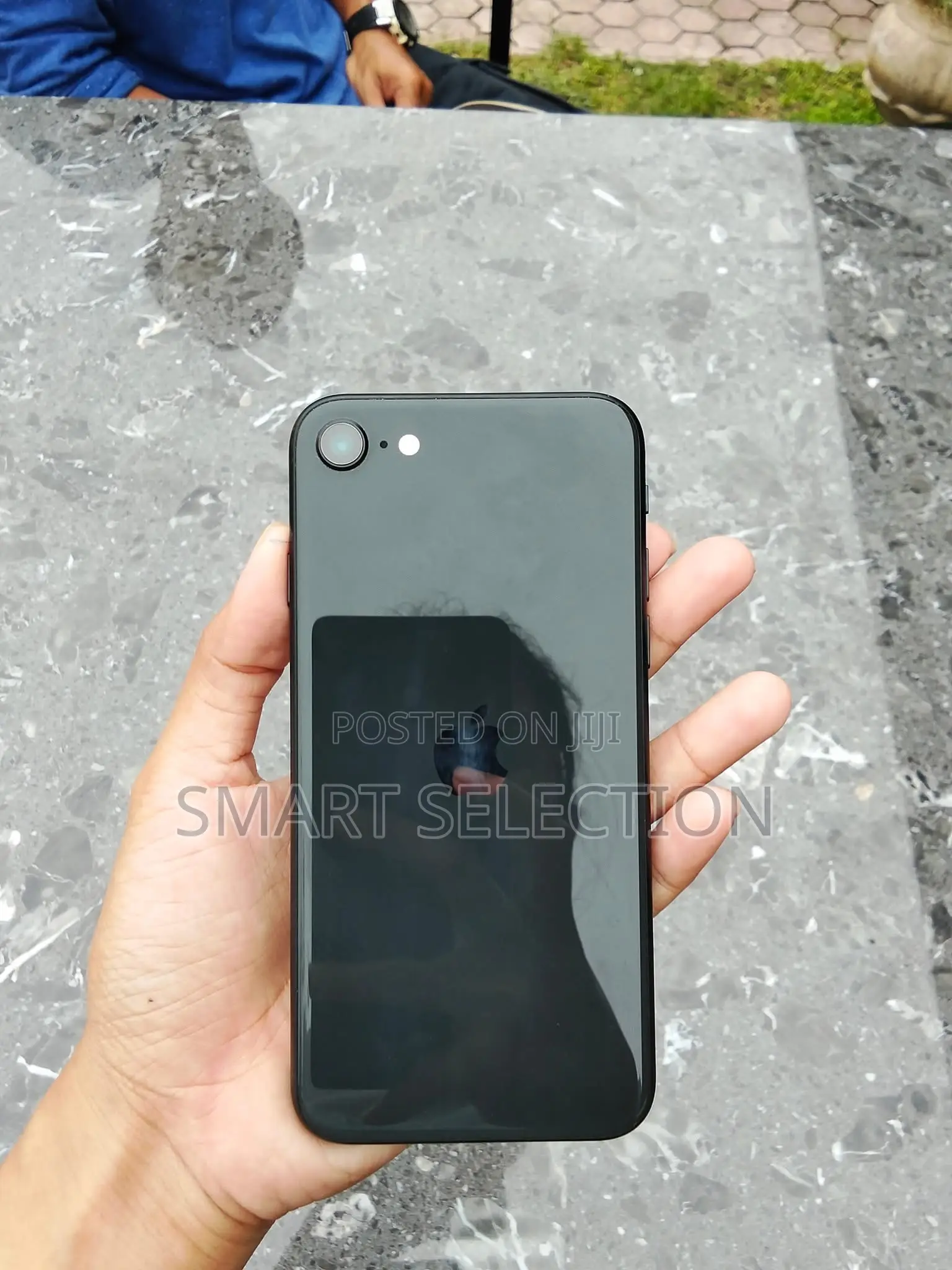 Apple iPhone SE (2020) 64 GB Black