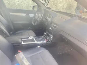 Mercedes-Benz C-Class 2009 Silver