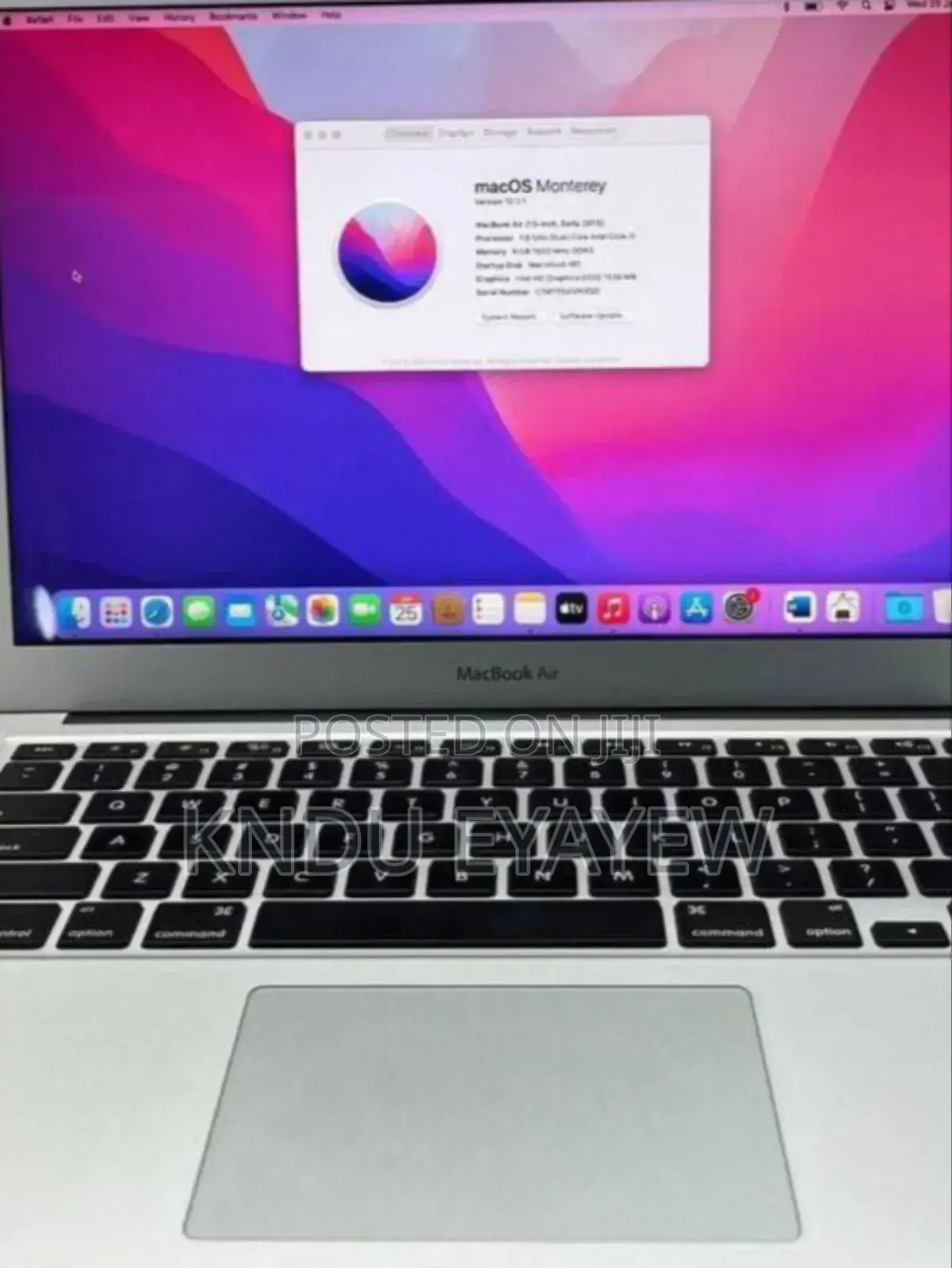 New Laptop Apple MacBook Pro 2017 8GB Intel Core I7 SSD 256GB