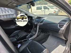 Hyundai Avante 2015 Silver