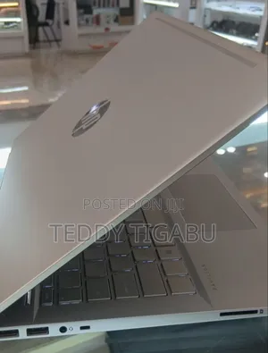 Photo - New Laptop HP Pavilion 15 16GB Intel Core I7 SSD 512GB