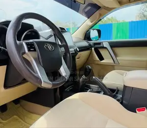 Toyota Land Cruiser 2014 Black