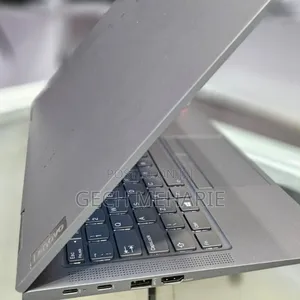 Photo - New Laptop Lenovo Thinkpad X1 Yoga 32GB Intel Core I7 SSD 512GB