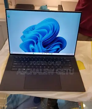 New Laptop Dell Precision 5550 16GB Intel Core I7 SSD 512GB