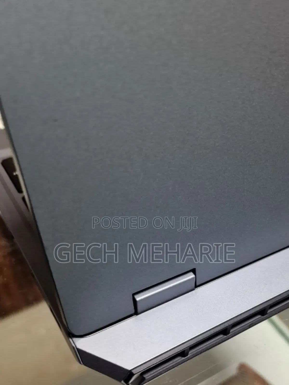 New Laptop Lenovo LOQ 15IRH8 24GB Intel Core I5 SSD 512GB