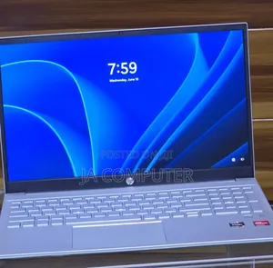 New Laptop HP Pavilion 15 8GB AMD Ryzen 5 SSD 512GB