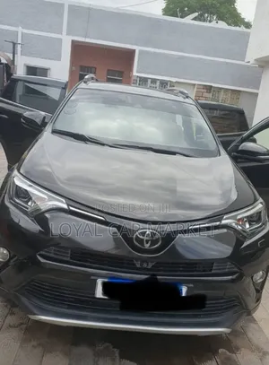 Photo - Toyota RAV4 2018 Black