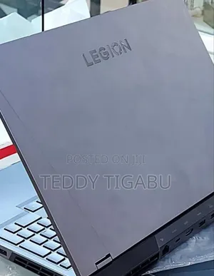 New Laptop Dell Precision 5550 16GB Intel Core I7 SSD 512GB