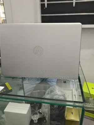 New Laptop HP Stream Notebook 8GB Intel Core I5 SSD 256GB