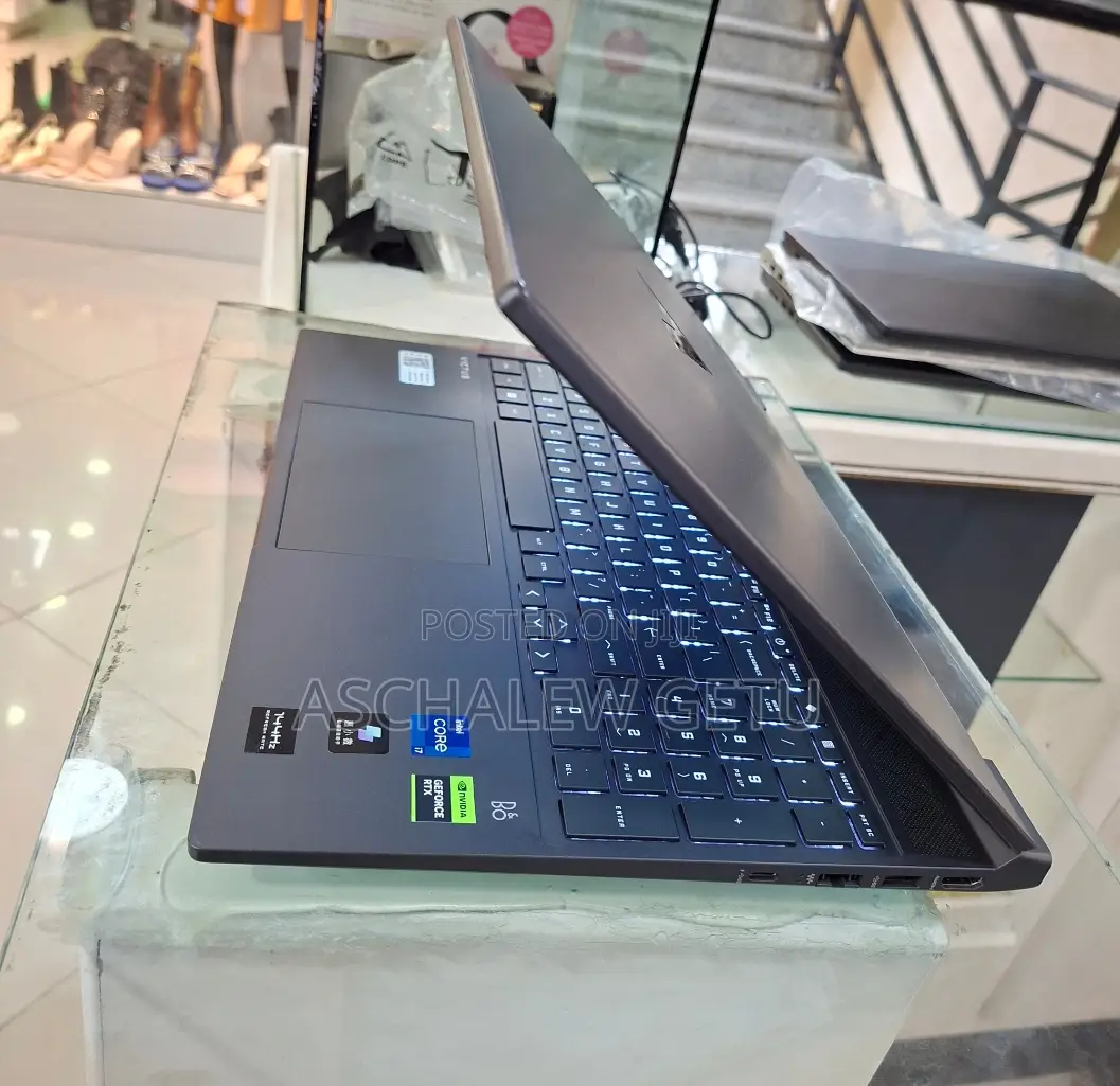 New Laptop HP Victus 15 16GB Intel Core I7 SSD 1T