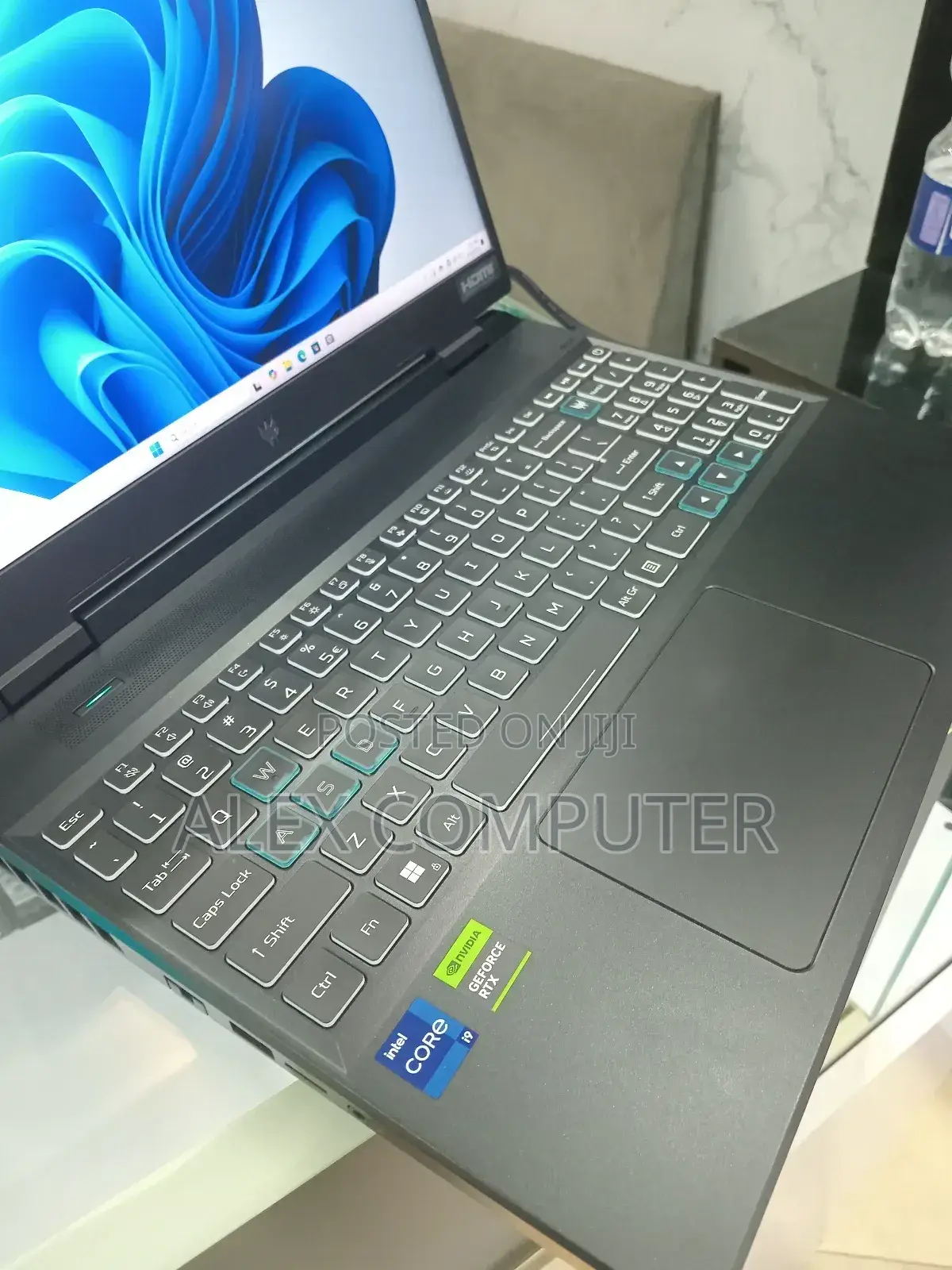 New Laptop Acer Predator Helios 18 PH18-71 16GB Intel Core I9 SSD 1T