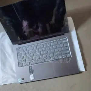 New Laptop Lenovo Yoga C930 16GB Intel Core I7 SSD 512GB