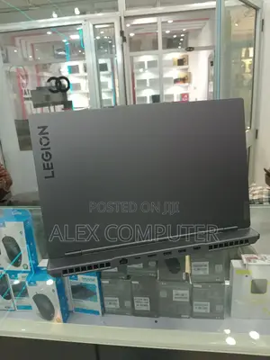 New Laptop Lenovo 16GB Intel Core I7 SSD 1T