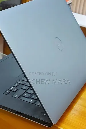 New Laptop Dell XPS 13 16GB Intel Core I7 SSD 512GB