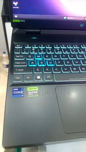 New Laptop Acer Predator Helios Neo 16 16GB Intel Core I9 SSD 1T