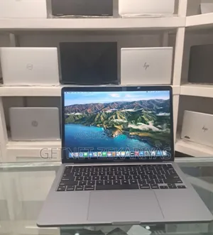 New Laptop Apple MacBook Pro 2019 8GB Intel Core I5 SSD 256GB