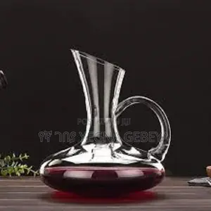 Photo - Deli Glassware Wine Decanter – 1500ml Crystal Elegance