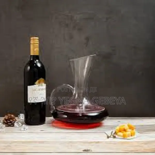 Deli Glassware Wine Decanter – 1500ml Crystal Elegance
