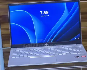 New Laptop HP 8GB AMD Ryzen 5 SSD 512GB