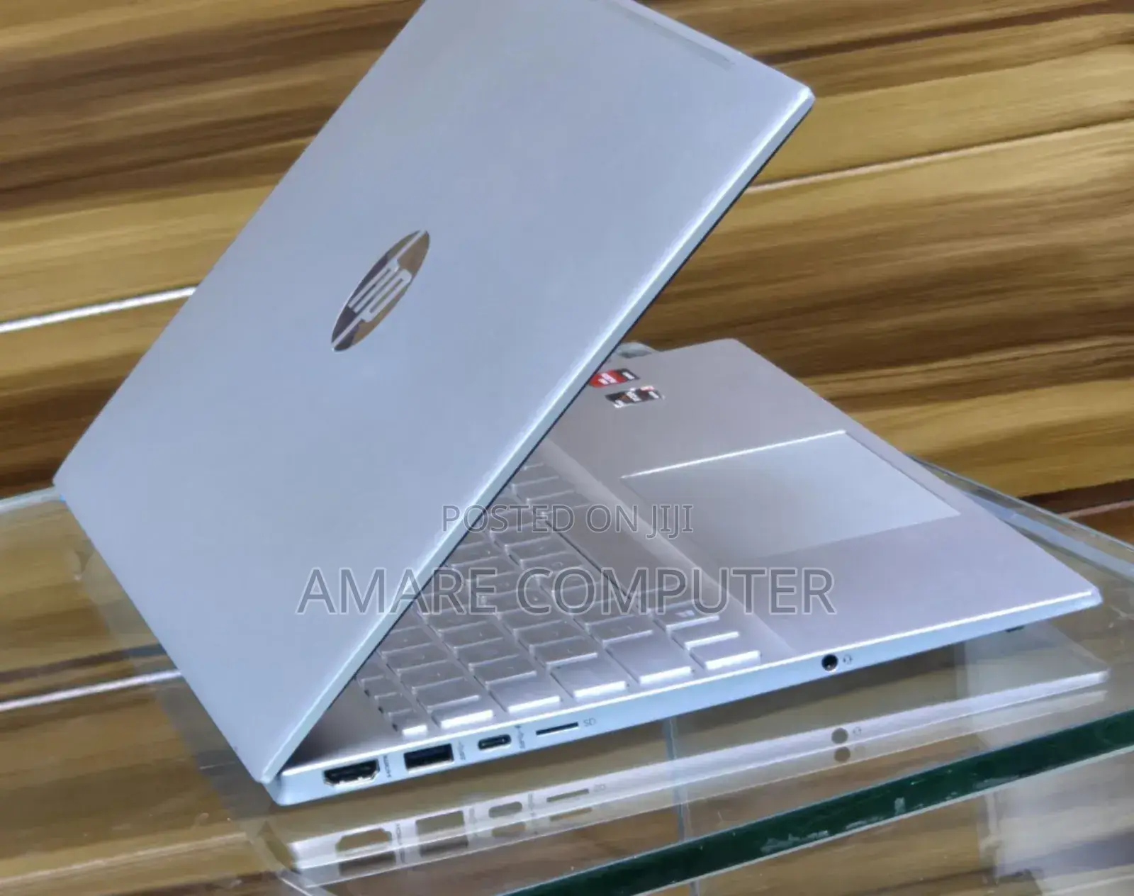 New Laptop HP 8GB AMD Ryzen 5 SSD 512GB