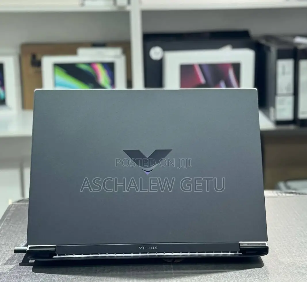 New Laptop HP Victus 15 16GB Intel Core I7 SSD 1T