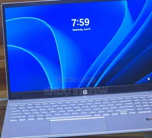 Photo - New Laptop HP Pavilion 15 8GB AMD Ryzen 5 SSD 512GB