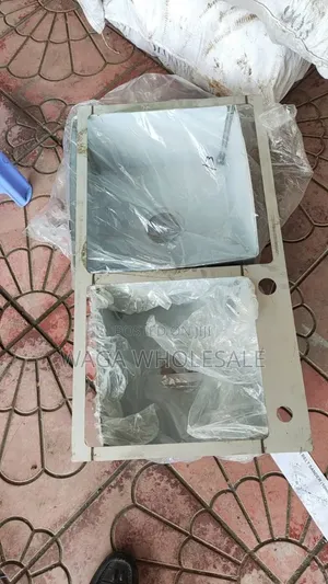 Photo - Kitchen Sinks