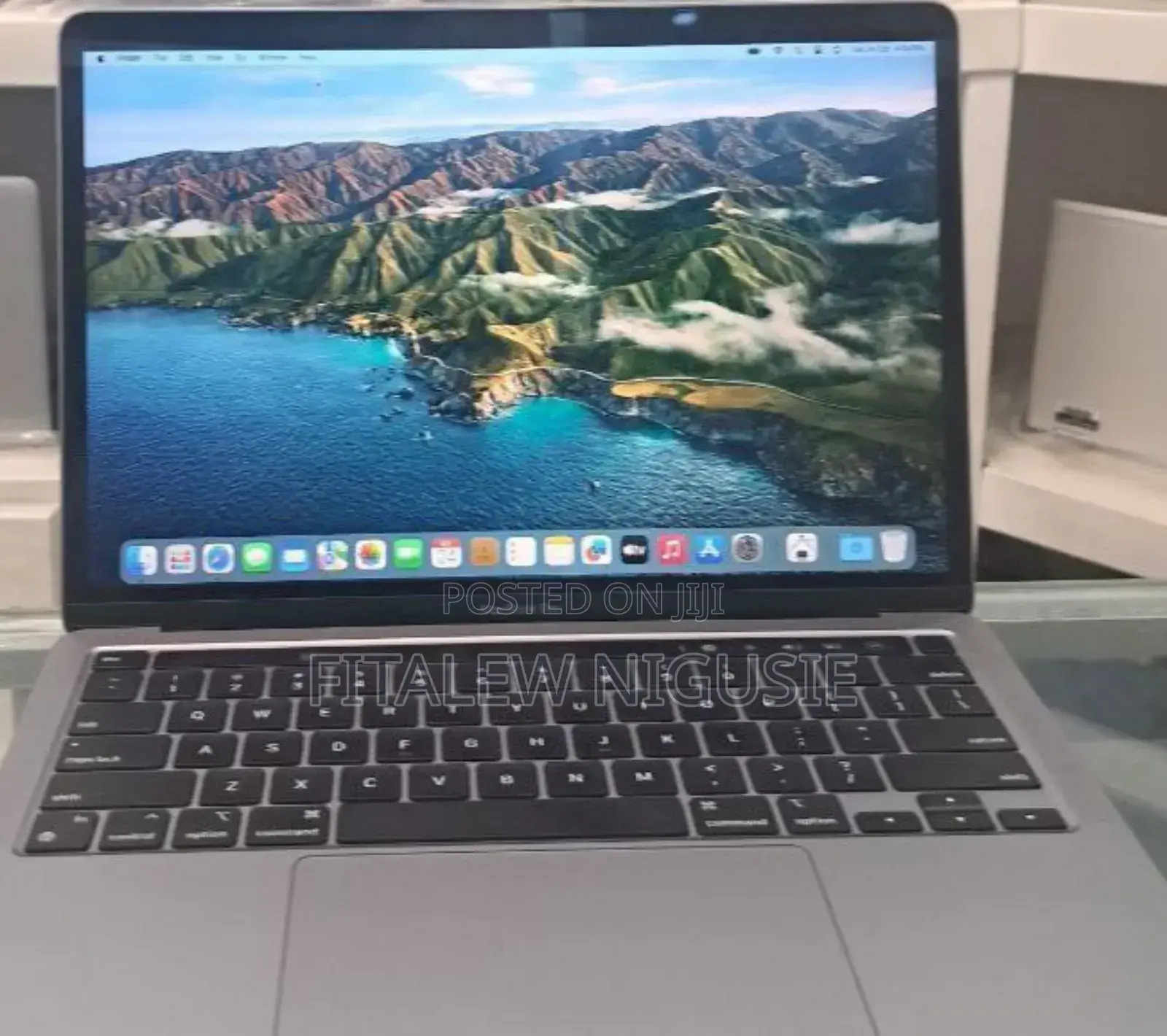 New Laptop Apple MacBook Pro 2019 16GB Intel Core I5 SSD 256GB